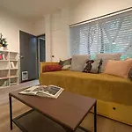 Cosy Retreat In Central Location