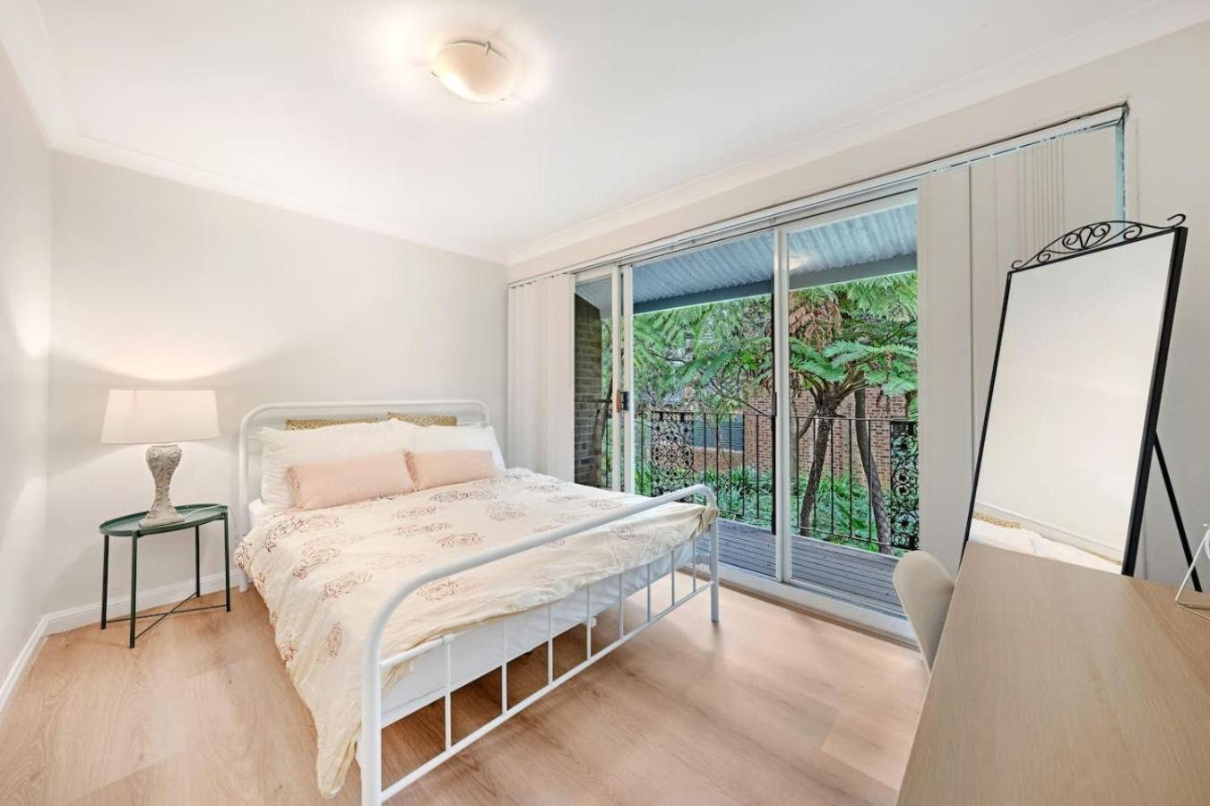 Apartment Cosy Retreat In Location Sydney