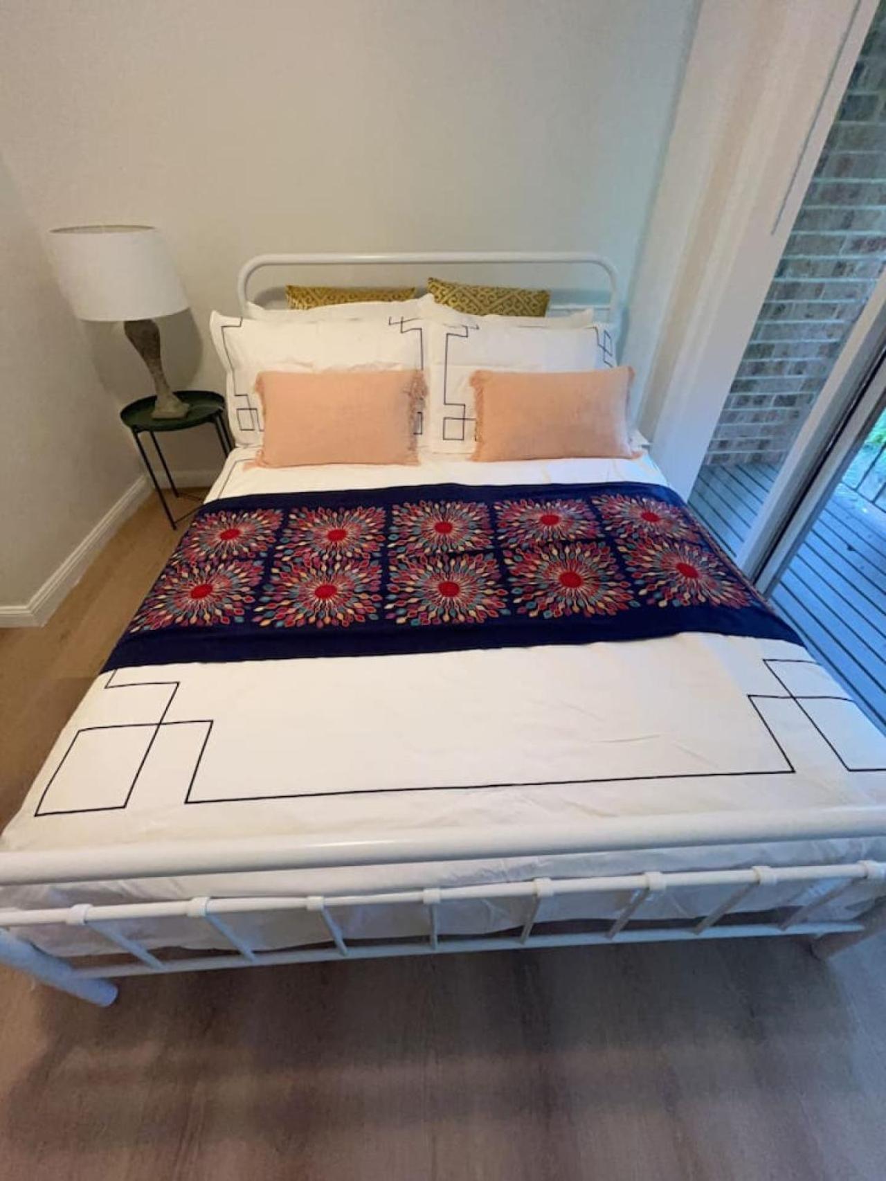 Apartment Cosy Retreat In Location Sydney