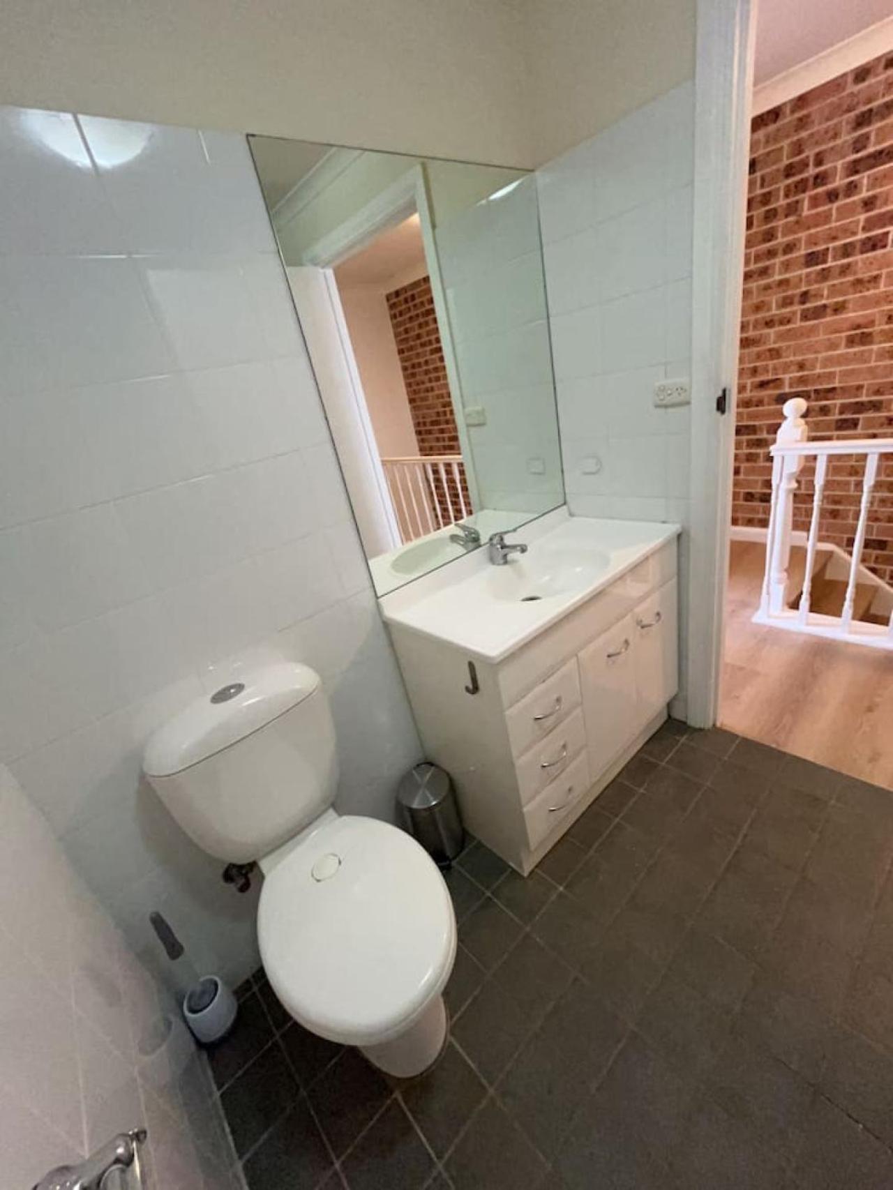 Cosy Retreat In Location *